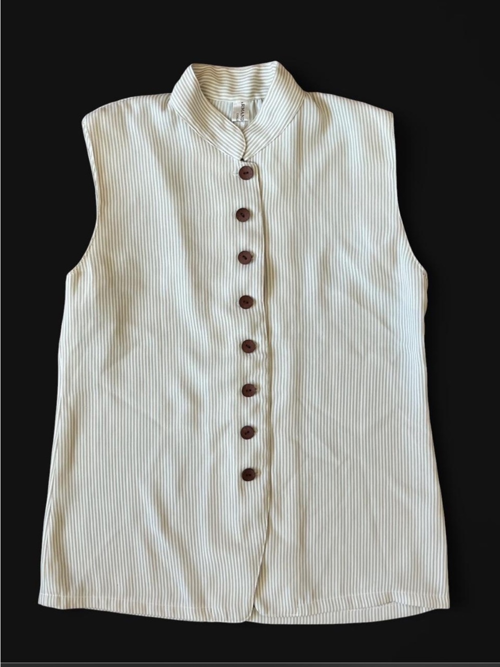 High collar Sleeveless Ribbed Button-Front Top - Cream